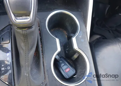 2021 Toyota Highlander Xle from USA, damaged, VIN 5TDHZRBH4MS063606